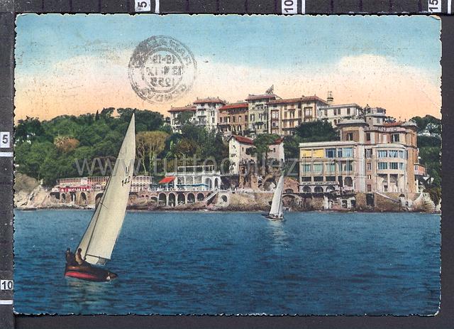 Collezionismo di cartoline postali